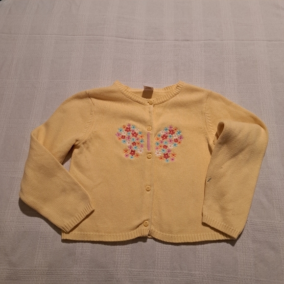 Gymboree Other - Gymboree girls size 6 sweater, has defect